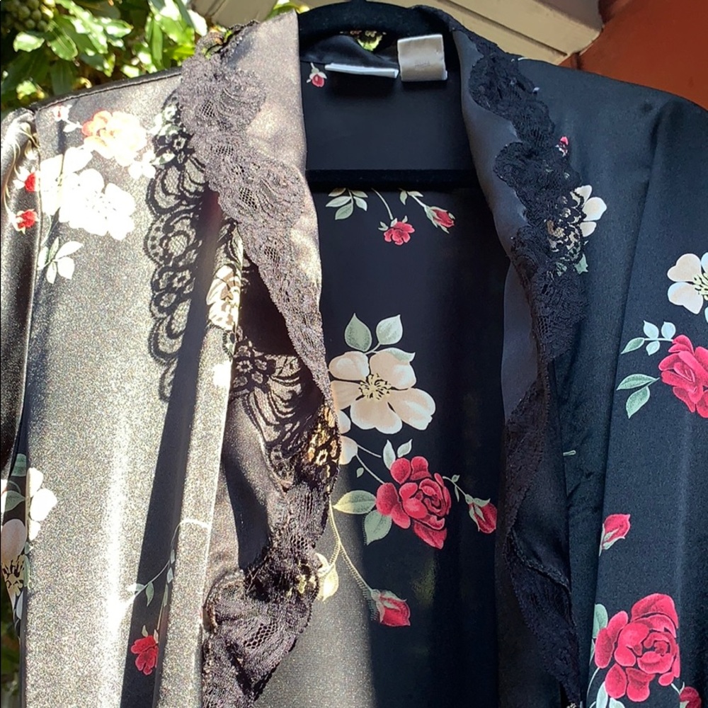 Vintage silk robe - Picture 4 of 4